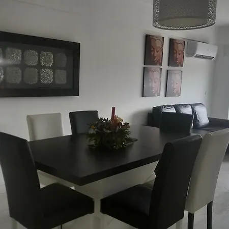 Vista A Serra 아파트